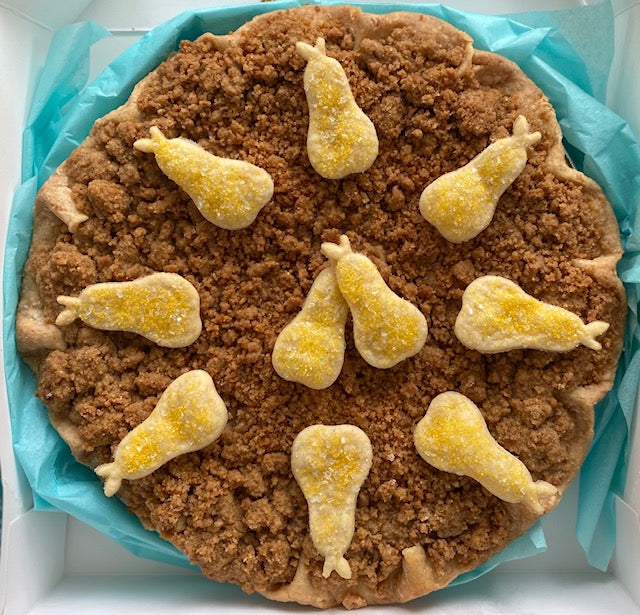 9" Gingersnap Crumb Pear Pie